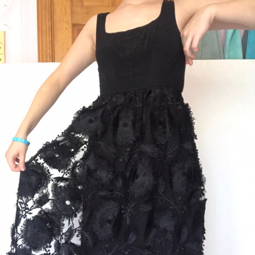 ANTHROPOLOGIE GORGEOUS EMBROIDERED BLACK DRESS!